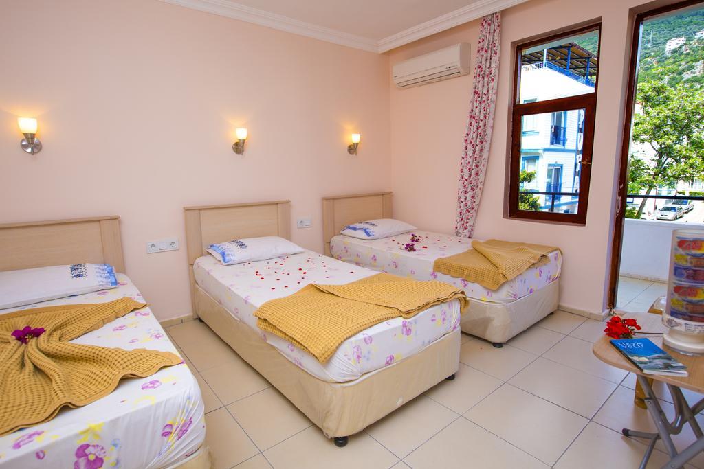 Pinar Pansiyon Kaş Rom bilde