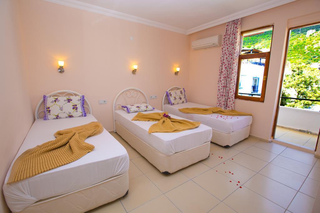 Pinar Pansiyon Kaş Rom bilde